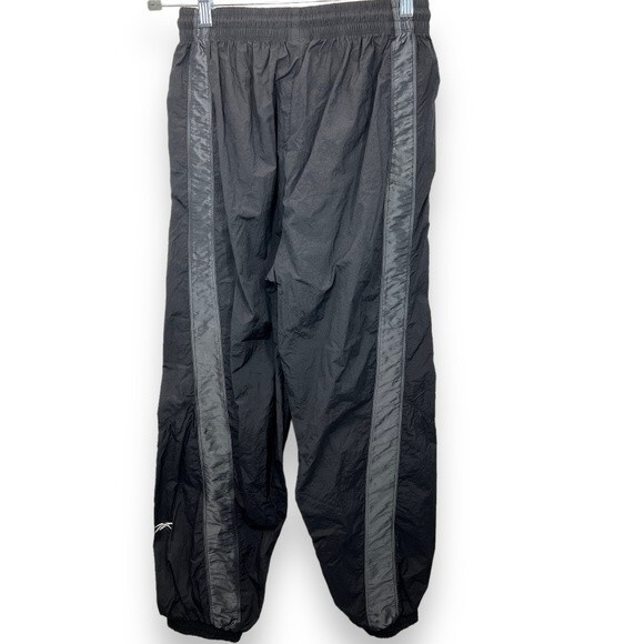 Reebok Black Windbreaker Jogger Men's Pants Sz. M - Picture 1 of 6